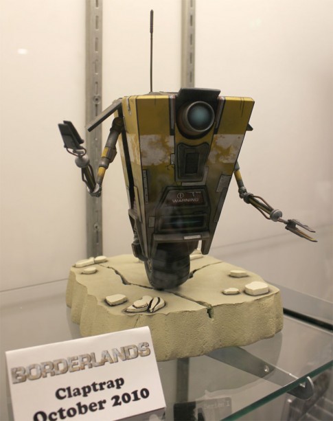 Borderlands' Claptrap Toy Looking Awesome